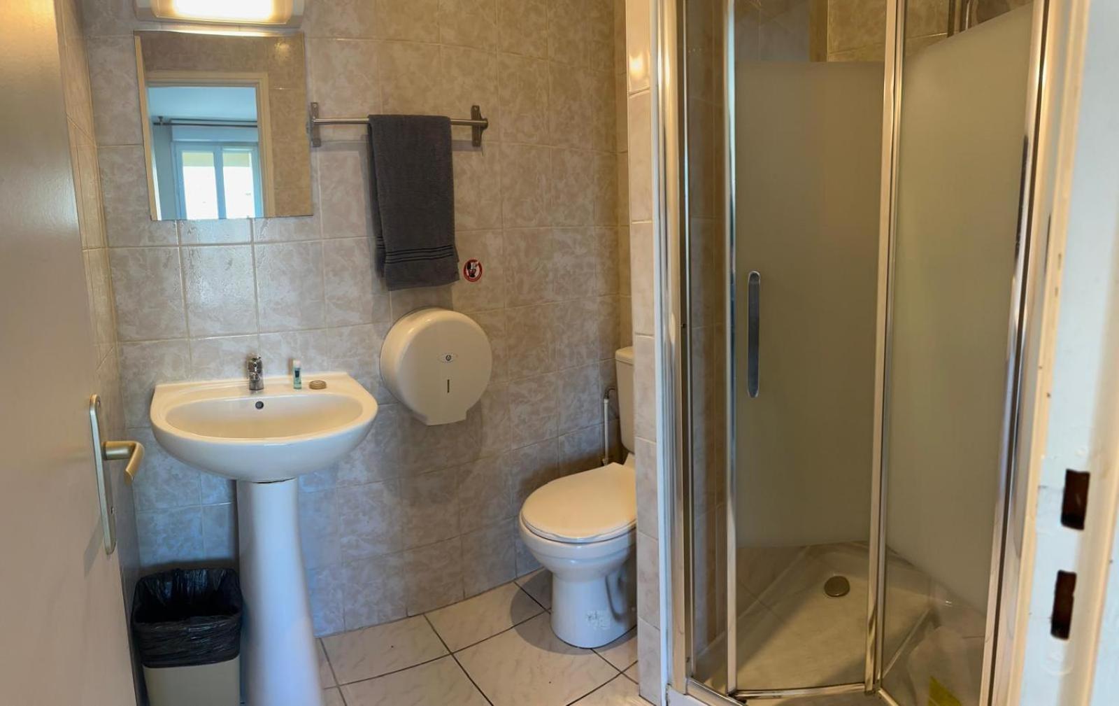 Hotel In Paris Aubervilliers Kültér fotó